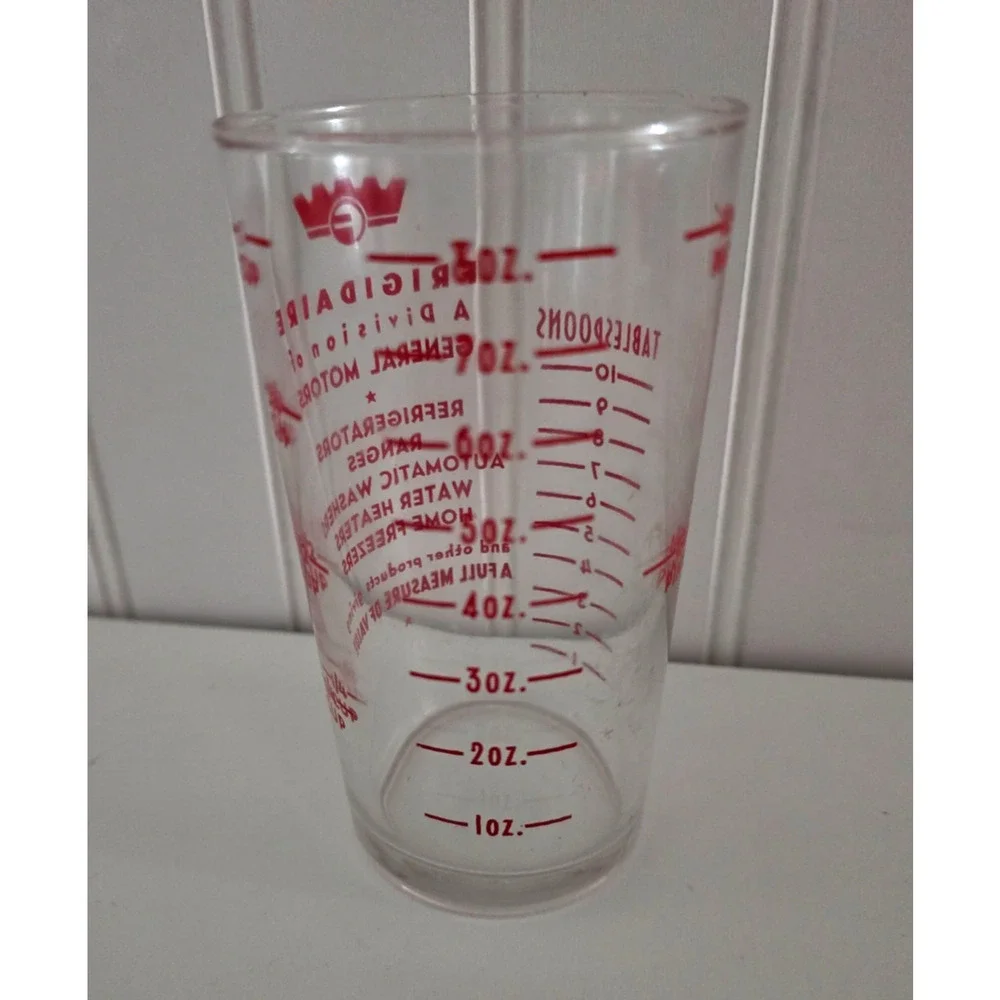 Vintage 1950's Frigidaire 50's Promotional Glass Measuring Cup Red Letters
